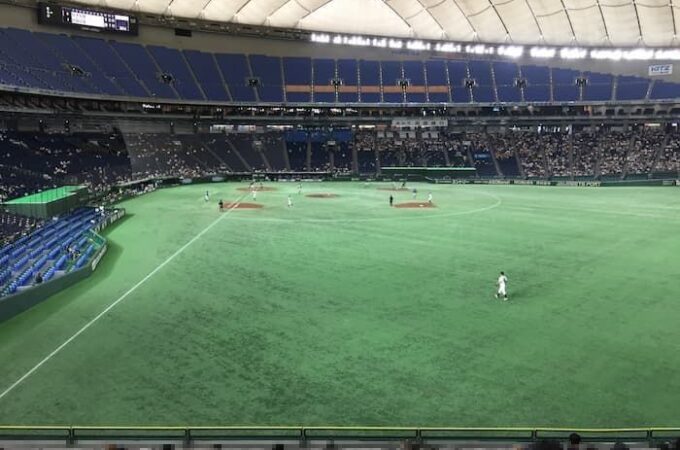 東京ドーム外野指定席(ライト)(58通路 16列 F18 F19 F20ブロック)座席からステージの見え方
