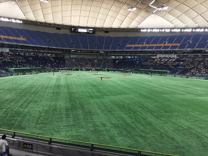 東京ドーム 外野ライト 見え方